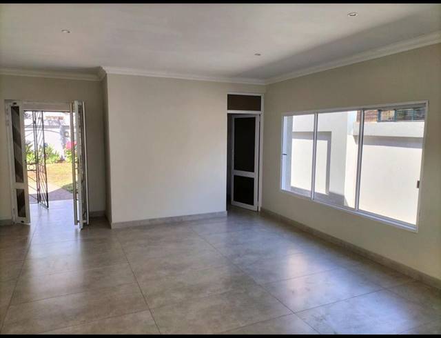 5 BEDROOM HOUSE FOR SALE IN WIERDA PARK